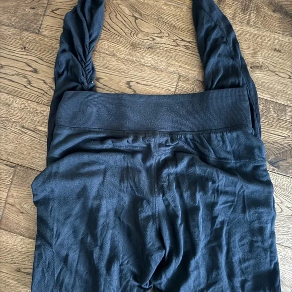 Athleta Restore Slim Ruched Legging in Black Size XS - Picture 5 of 5